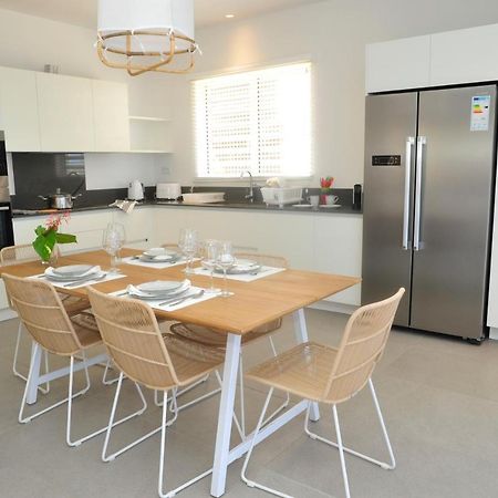 Obiches Luxury Beachfront Apartment Trou-Aux-Biches Zewnętrze zdjęcie