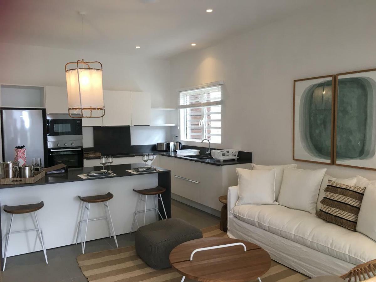 Obiches Luxury Beachfront Apartment Trou-Aux-Biches Zewnętrze zdjęcie