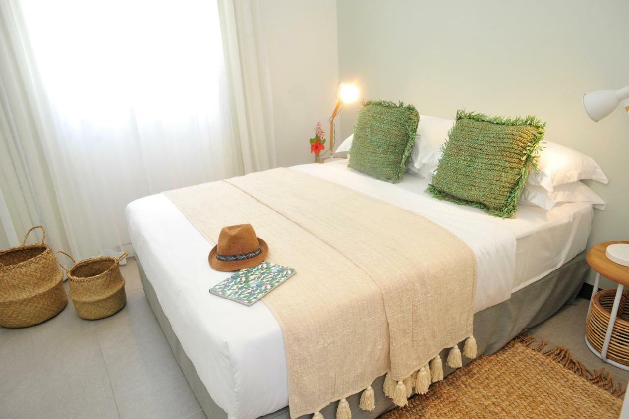 Obiches Luxury Beachfront Apartment Trou-Aux-Biches Zewnętrze zdjęcie