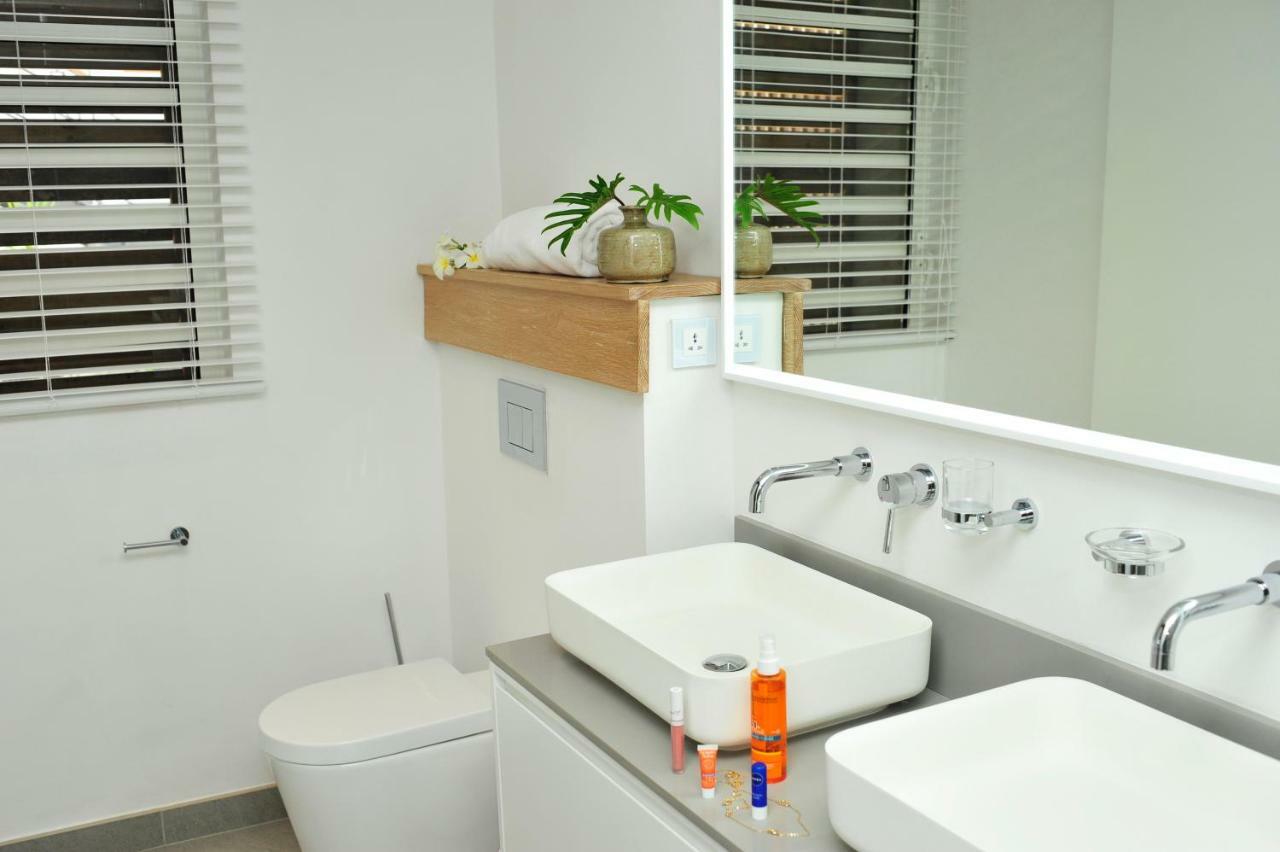 Obiches Luxury Beachfront Apartment Trou-Aux-Biches Zewnętrze zdjęcie