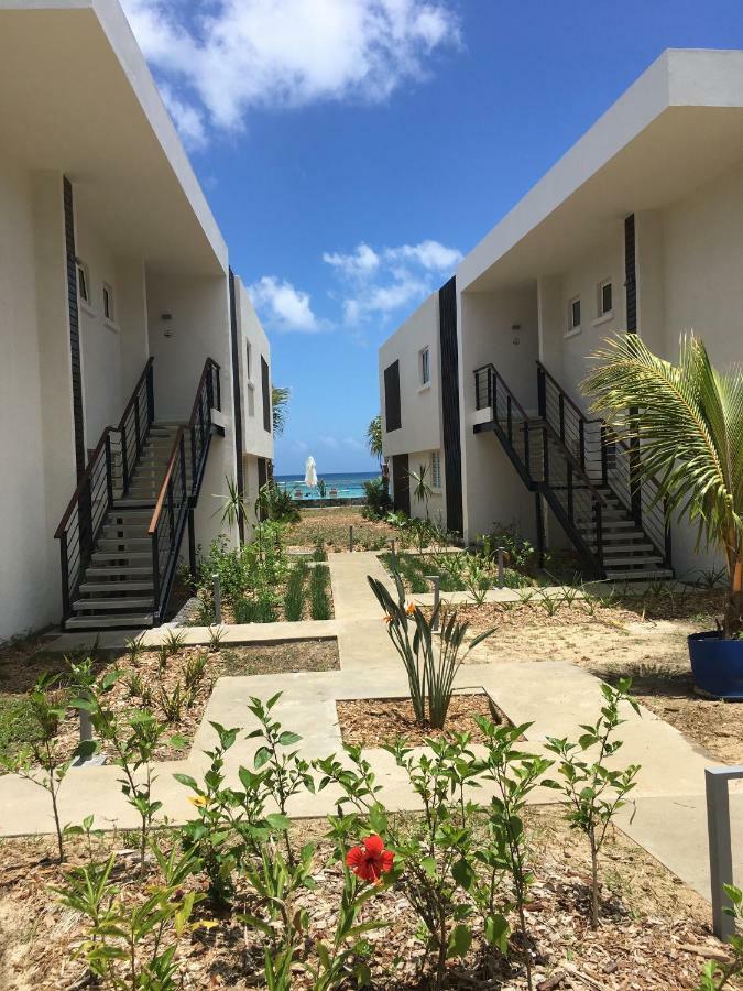 Obiches Luxury Beachfront Apartment Trou-Aux-Biches Zewnętrze zdjęcie