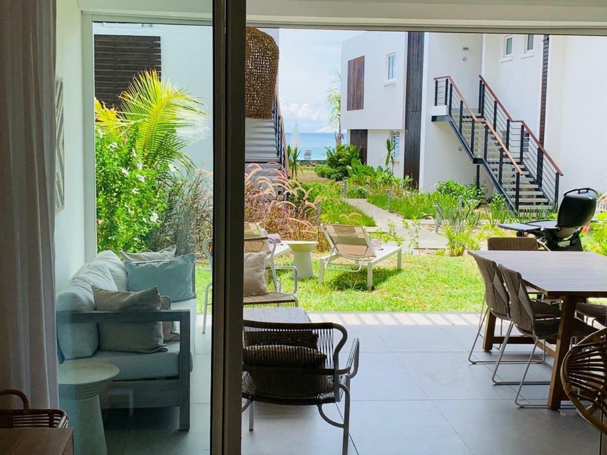 Obiches Luxury Beachfront Apartment Trou-Aux-Biches Zewnętrze zdjęcie